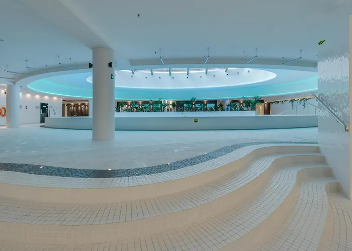 Hanza Tower 738 By Bookinghost Stettin