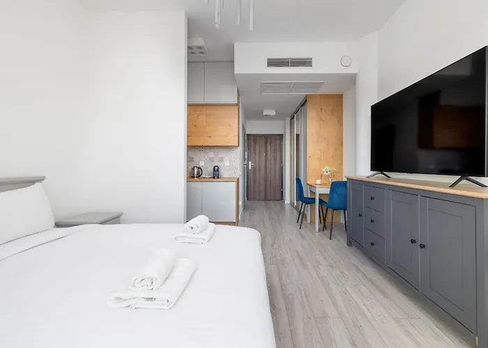 Hanza Tower 738 By Bookinghost Apartamento Estetino